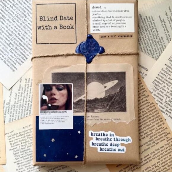 Taylor Swift Blind Date with a Book | Choose Your Song Curated Read - Picture 2 of 7
